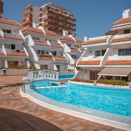 Apartament Floritas Americas